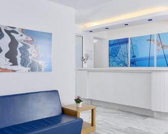 Kazaviti Hotel - Thasos Town - Receptie