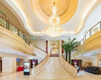 Liaoyang Hotel - Liaoyang - Lobby