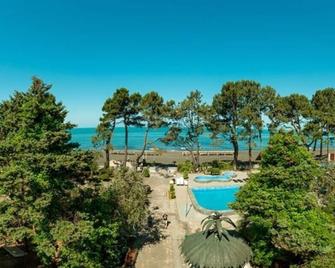 Kolkhida Resort & Spa - Ureki - Piscina