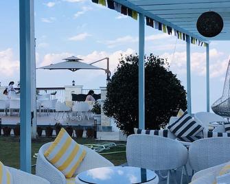 Mountain Vista Retreat - Nagarkot - Terasa