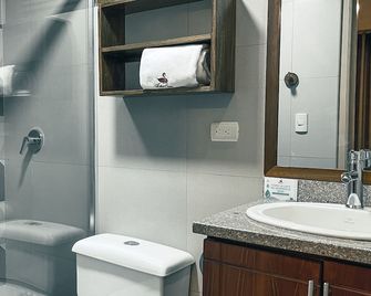 Hotel Cisne - Cuenca - Bad
