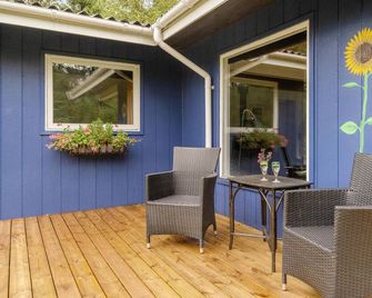 Two-Bedroom Holiday Home In Herning - Herning - Patio