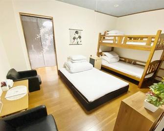 Washing machine included Exclusive floor rental 2 Westernstyle rooms for up to 8 people / Tokushima Tokushima - Tokushima - Chambre
