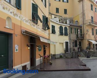 Camere Anna - Vernazza - Edificio