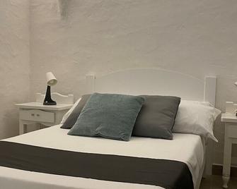 Apartment in cottage with garden and private parking - Arzachena - Habitació
