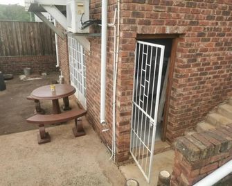 Adams- mtoti - Pietermaritzburg - Balkong