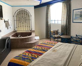 Hotel Oasis Acapulco - Acapulco - Habitación