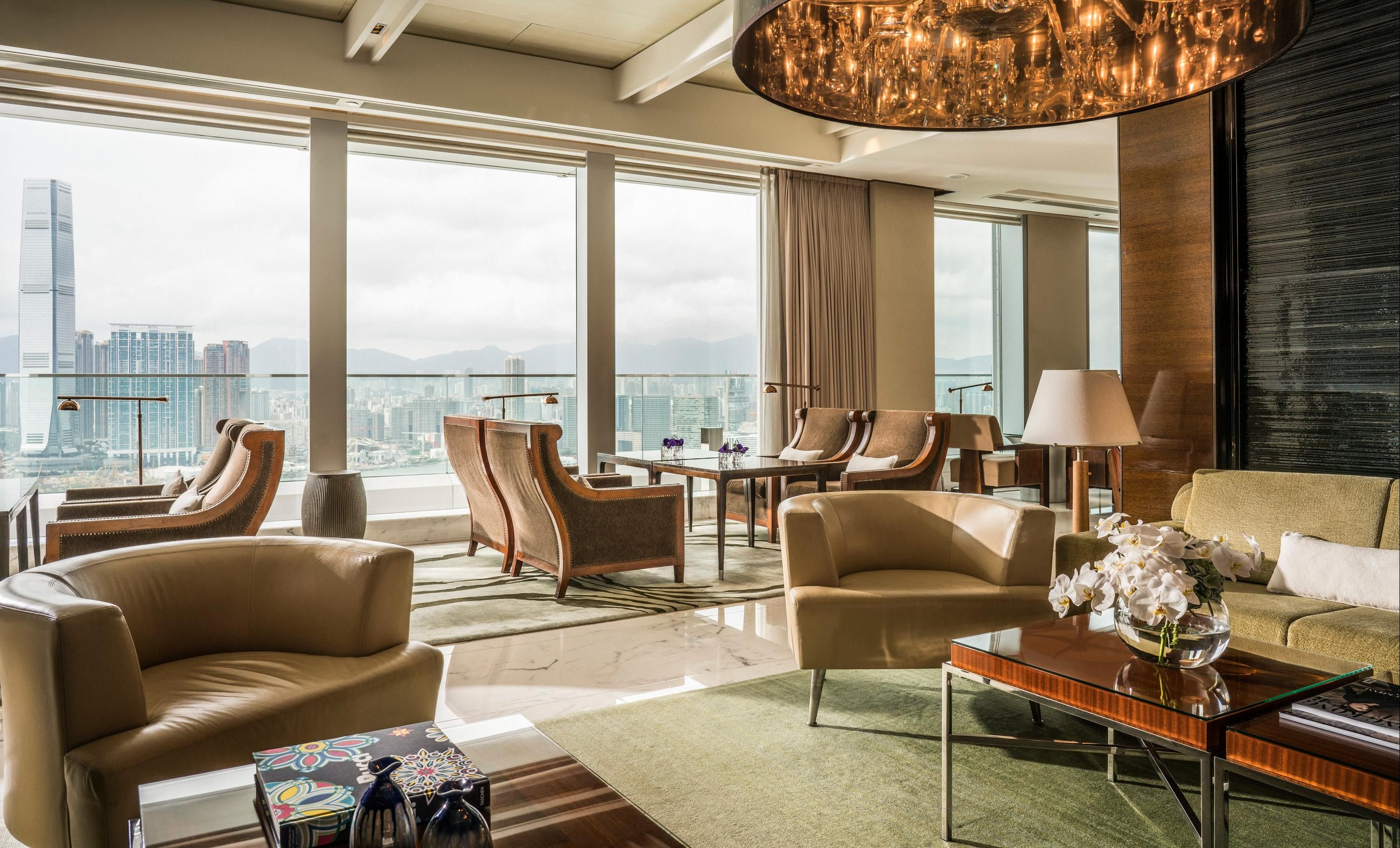 Four Seasons Hotel Hong Kong