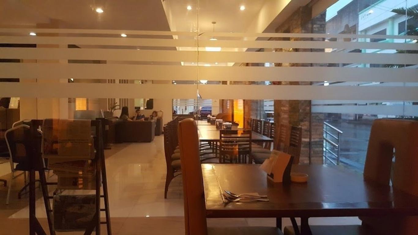 O Hotel