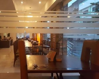 O 飯店 - 巴科羅 - 餐廳