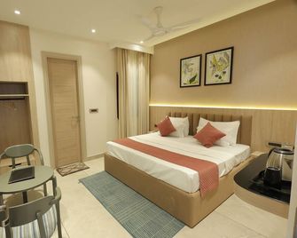 Hotel Dreamz - Karnāl