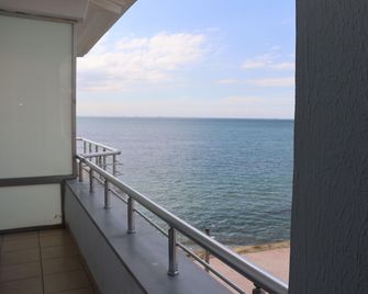 Grand Koru Otel Beach - Çınarcık - Balcony
