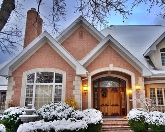 9500 sq ft 3 levels 4u! 1.7Acr Pool Jacuzzi Sauna SptCourts 3levels+EV View&more - Orem - Gebouw