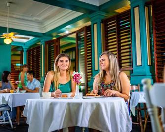 Hides Hotel Cairns - Cairns - Restoran