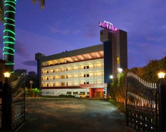 Alba Premier Kolhapur - Kolhāpur - Building