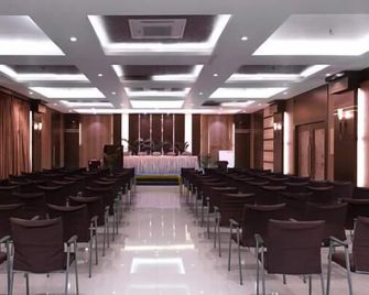 The Byke Heritage Resort - Matheran - Matheran - Meeting room