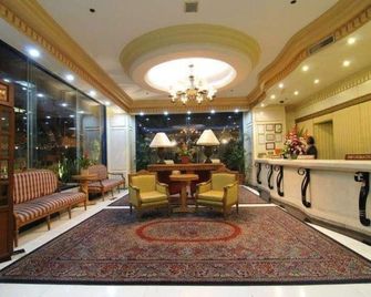 Tiara Oriental Hotel Makati powered by Cocotel - מנילה - לובי