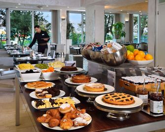 Mercure Rimini Artis - Rimini - Phòng ăn