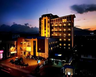Hotel Grand Anugerah - Bandar Lampung - Building