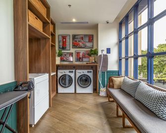 Ashley Tugu Tani Menteng - Jakarta - Living room