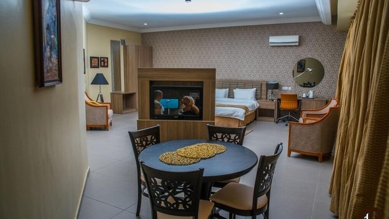 Heritage Continental Hotel