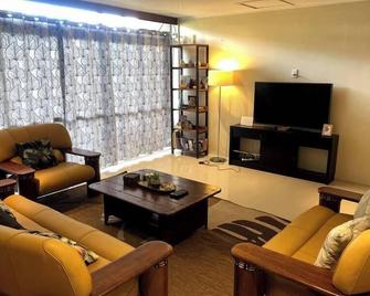 Kidsfirst Apartment 4 - Duncan road, Domain, Suva - Suva - Salon