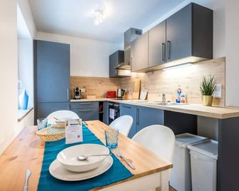 Arbio I Cozy Apartments Augsburg-Lechhausen - Augsbourg - Cuisine