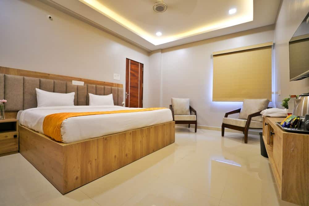 Hotel Ceasta, Next Us Consulate Hyderabad, Gachibowli thumbnail 2