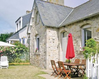 Holiday Home Rdu Creach-Mogueriec - Sibiril - Patio