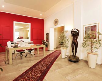 Hotel La Nuova Rotaia - Gallarate - Ingresso
