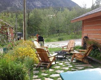 Ski Town Condos - Monarch - Patio