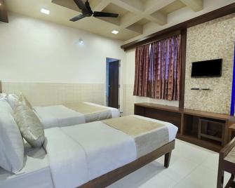 Mannars Deluxe Lodge - Mysore - Habitación