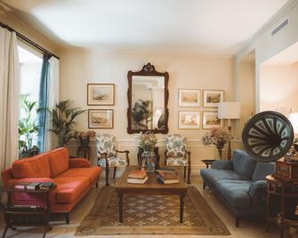 Alegria A Lisbon Boutique Hotel - Lisbon - Living room