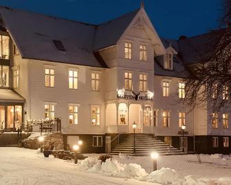 Gloppen Hotell - By Classic Norway Hotels - Sandane - Edifício