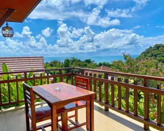 Puteri Lanta Family Villas - Ko Lanta - Balkon