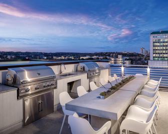 Wyndham Austin - Austin - Balcony