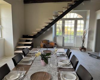 Belle maison de caractère en Dordogne - La Bachellerie - Comedor