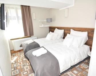 Provincja Wine Bar & Rooms - Olsztyn (Warminsko-Mazurskie) - Ložnice