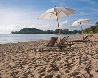 Prasarnsook Villa Beach Resort - Sichon - Playa
