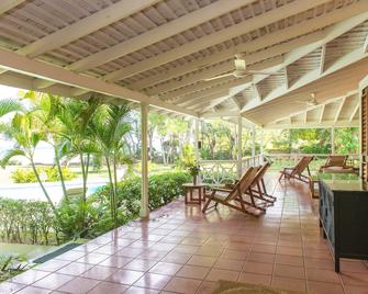 Villa Viento - Tower Isle - Patio