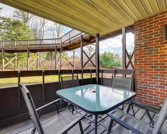 3 Mi to Ski Slopes - Vermont Mountain Escape! - Mendon - Balcón