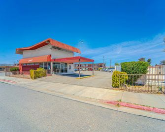 Mojave Hotel - Mojave - Будівля