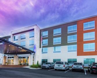 Holiday Inn Express & Suites Milledgeville - Milledgeville - Building