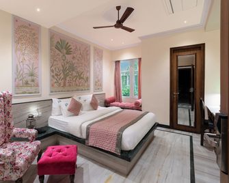 Panna Vilas - A Lake Facing Boutique Hotel - אודאיפור