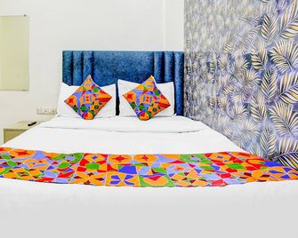 Via Sumit Palace - Mumbai - Quarto