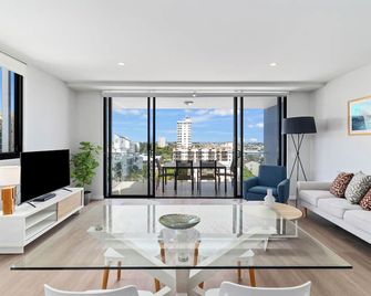 Direct Hotels- Sea Breeze Mooloolaba - Mooloolaba