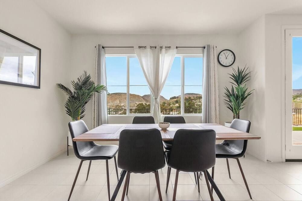 Sunnyside Up San Diego Gem - סן דייגו - חדר אוכל