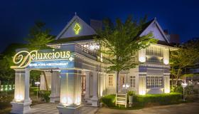 Deluxcious Luxurious Heritage Hotel - George Town - Building
