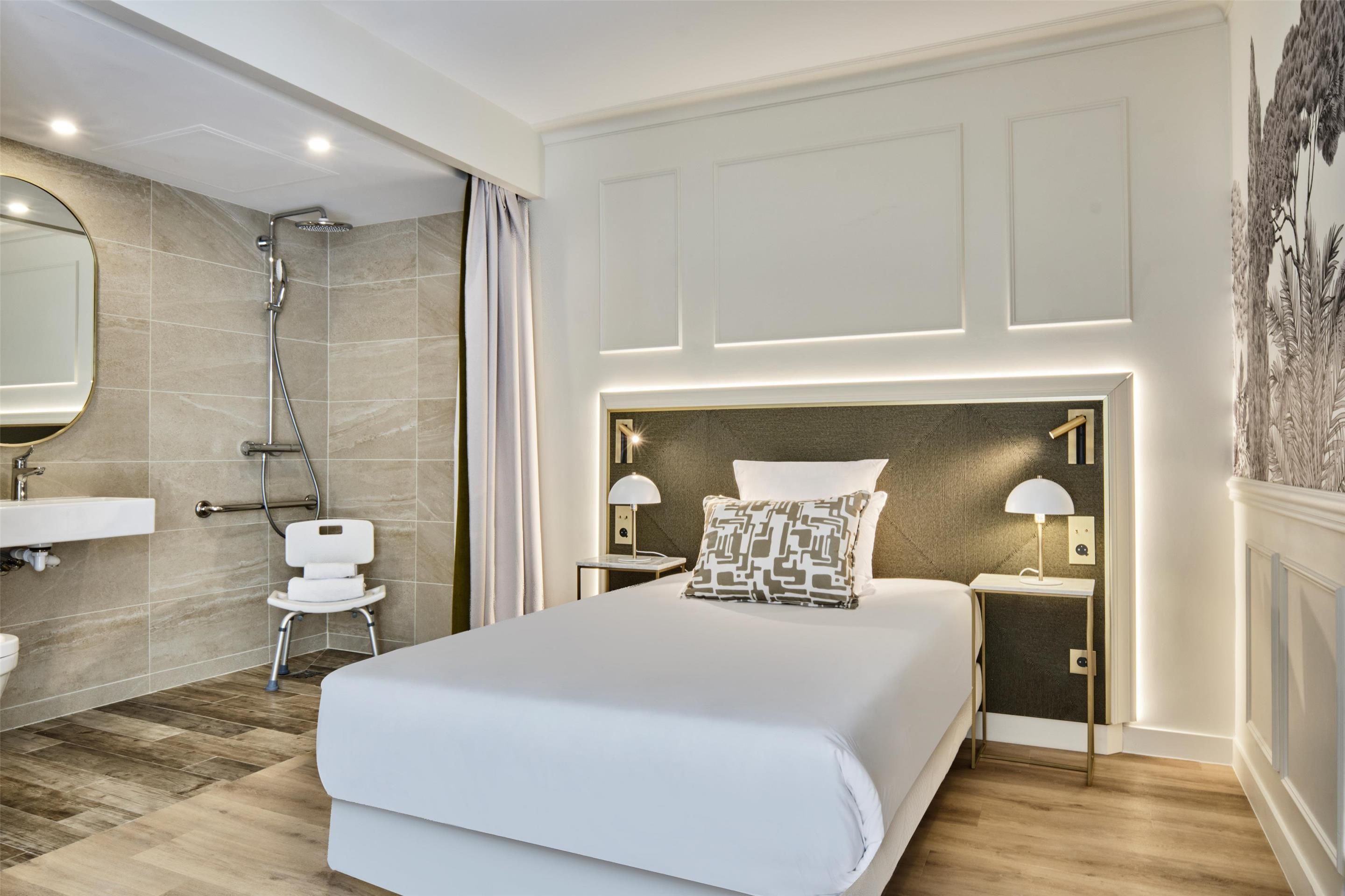 بوسي هوتل باي هابيكالتشر