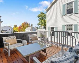 Upstairs at the Lake - Petoskey - Balcony
